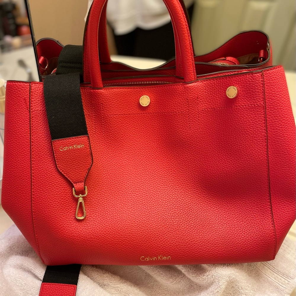 Classic Calvin Klein handbag- pre owned